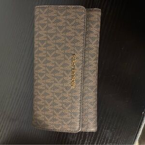 Michael Kors Signature Brown Wallet